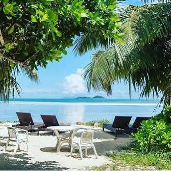 Palm Hotel Grand Anse (Praslin)